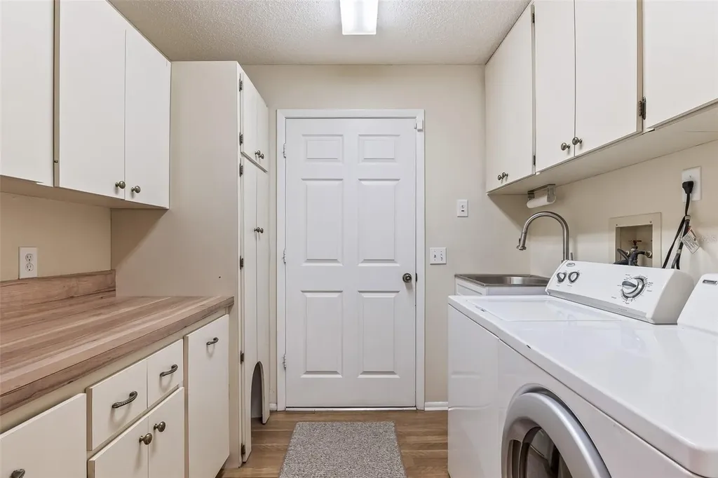 3411 Wilkinson Woods Drive Sarasota FL 34231