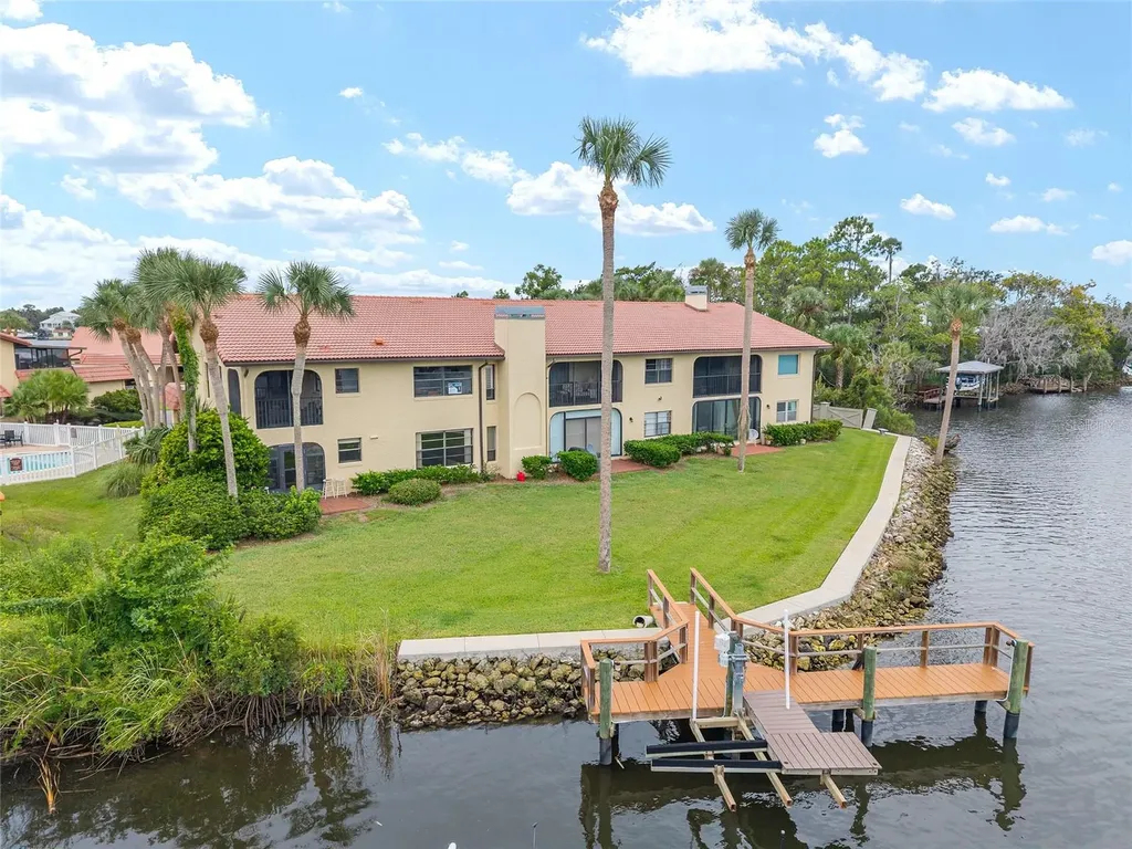 362 NW 14th Place Crystal River FL 34428