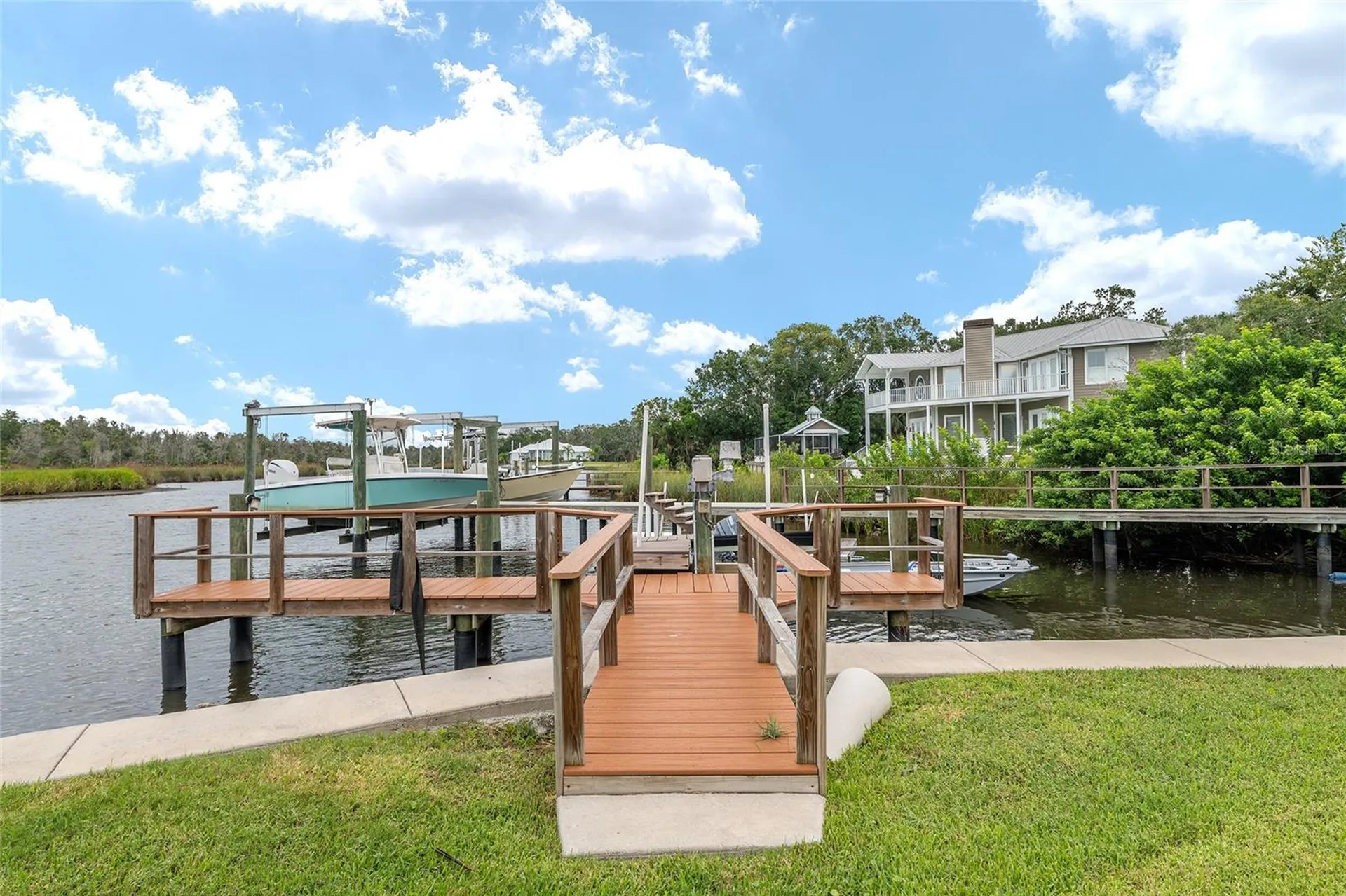 362 NW 14th Place Crystal River FL 34428