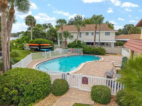 362 NW 14th Place Crystal River FL 34428