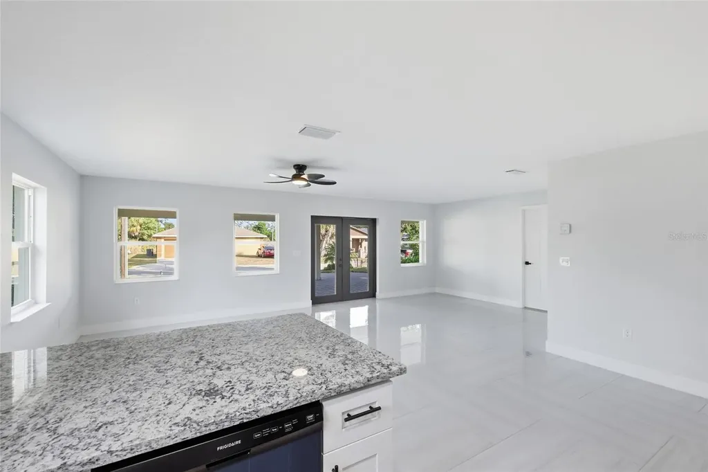 311 12th Street W Palmetto FL 34221