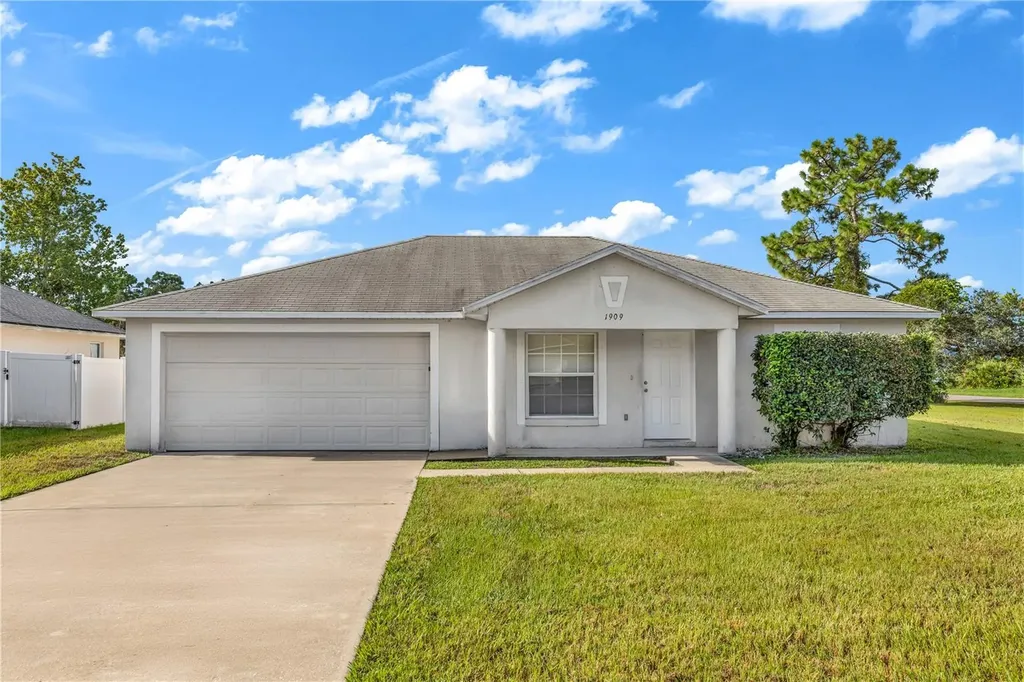 1909 Bayport Drive Deltona FL 32738