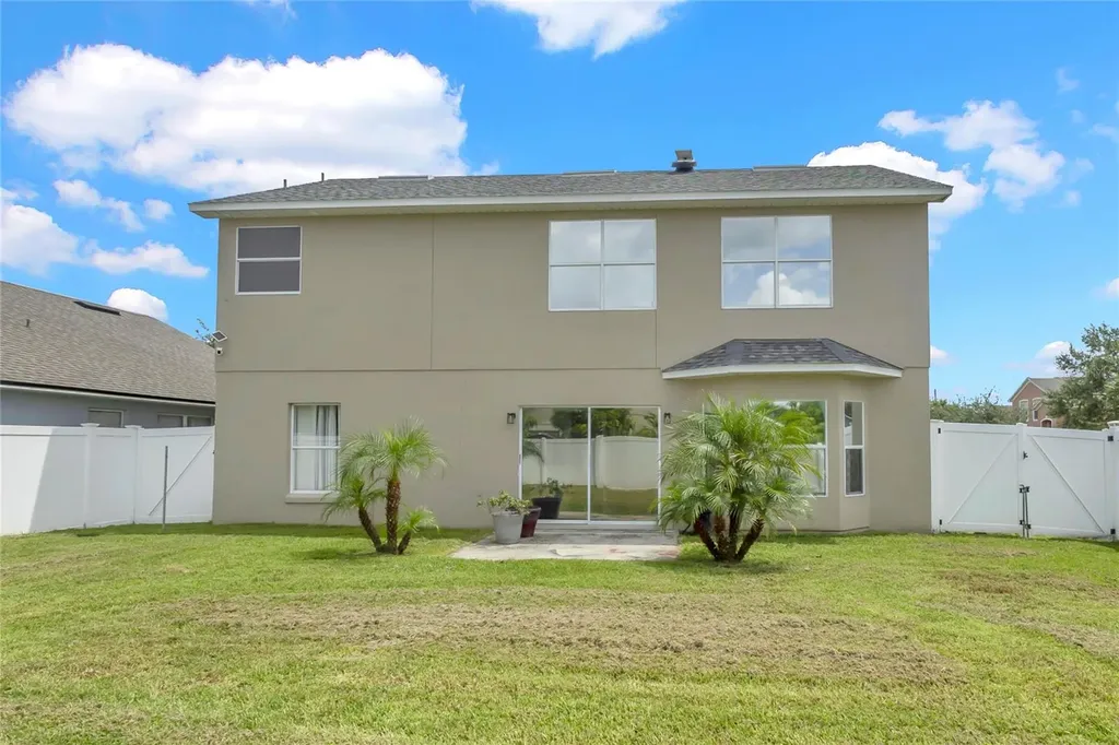 100 Thornbury Lane Kissimmee FL 34744