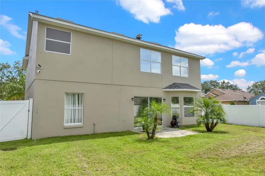 100 Thornbury Lane Kissimmee FL 34744