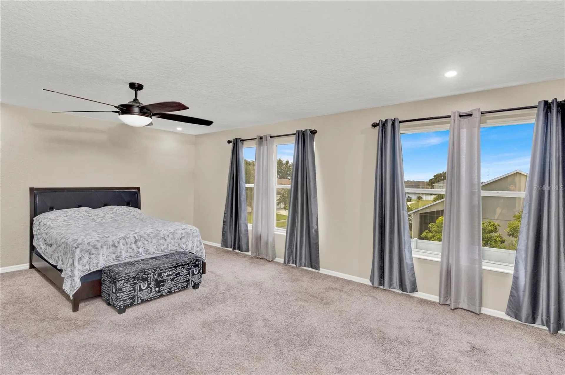100 Thornbury Lane Kissimmee FL 34744