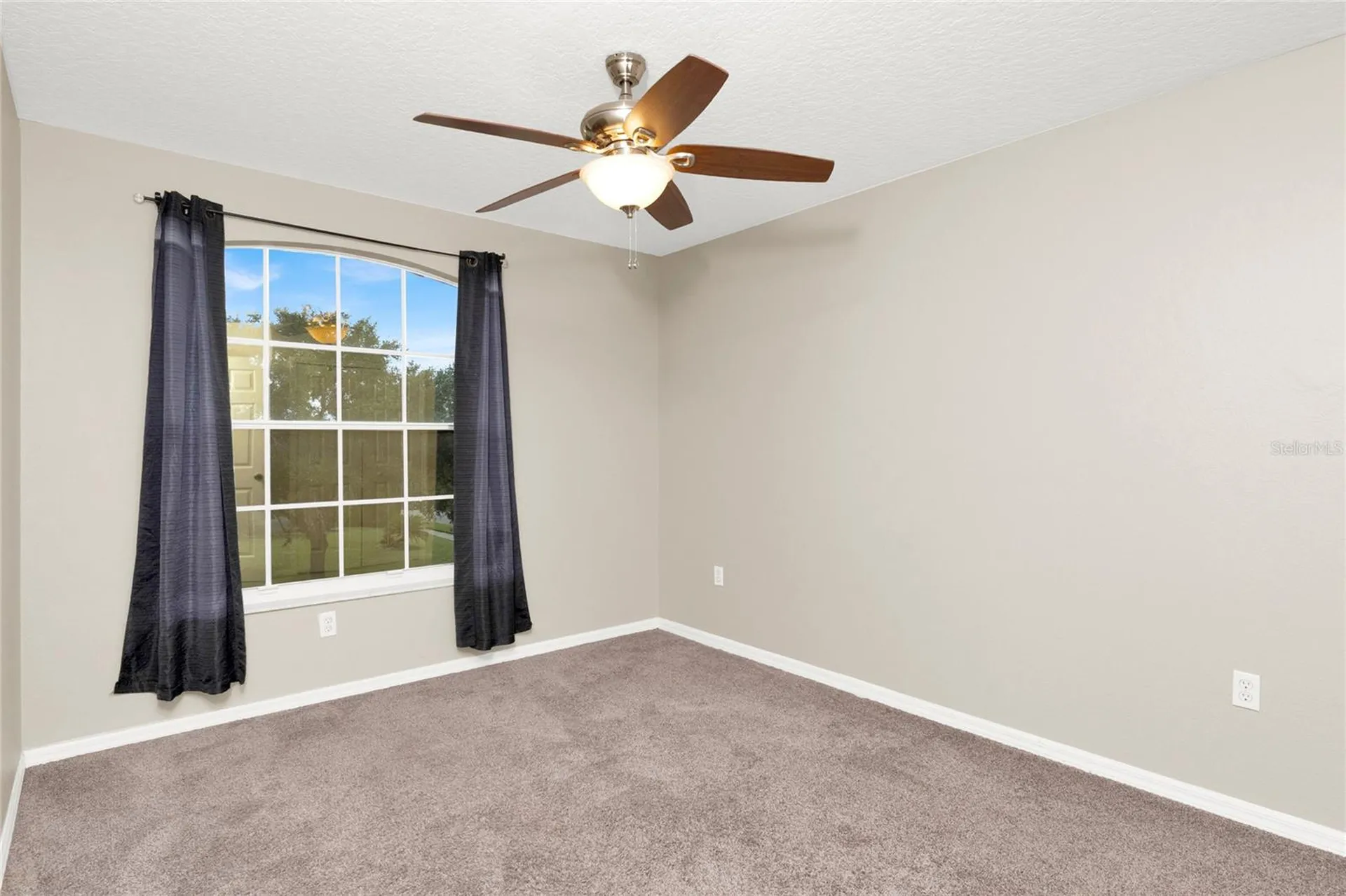 100 Thornbury Lane Kissimmee FL 34744