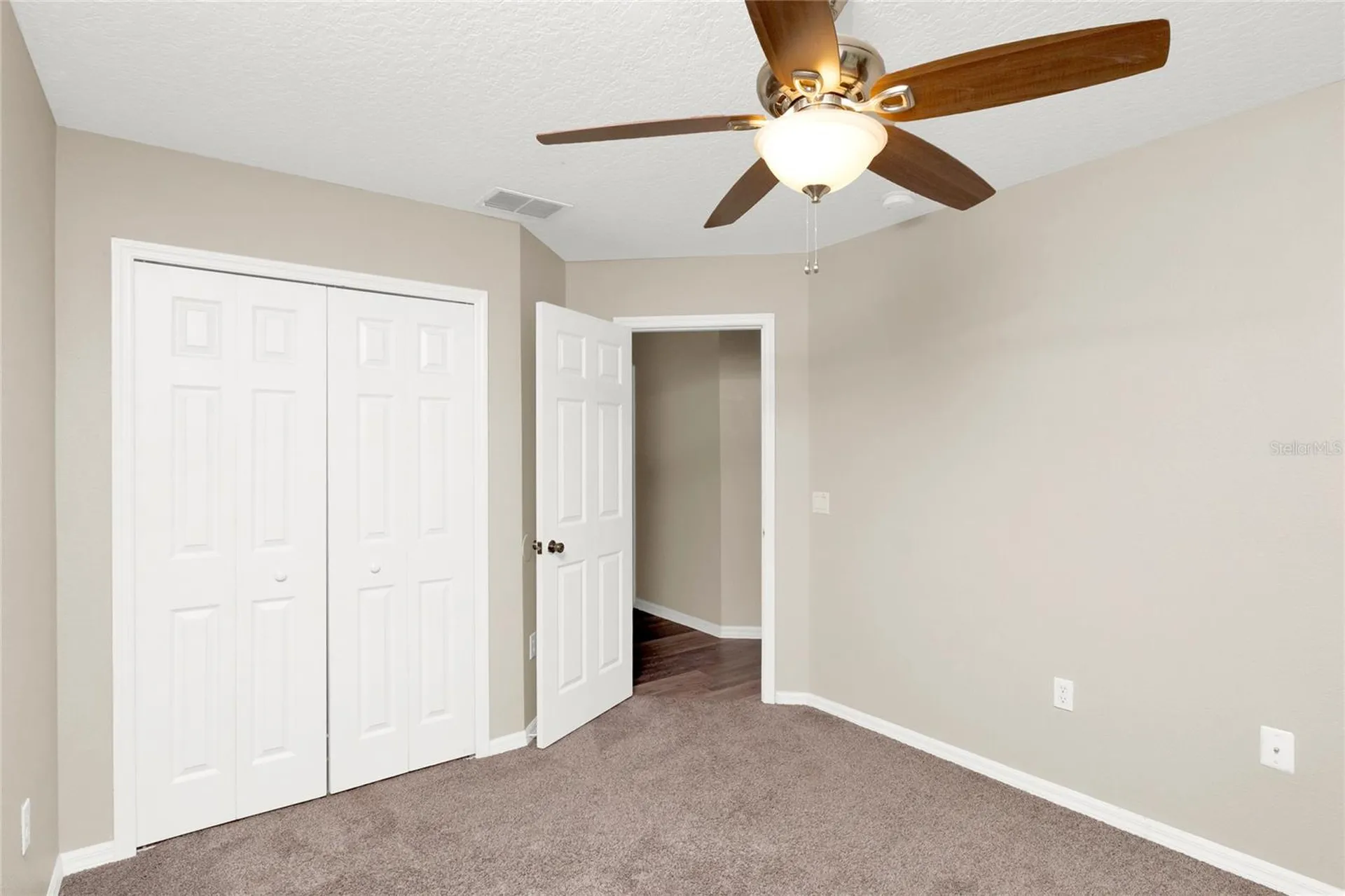 100 Thornbury Lane Kissimmee FL 34744