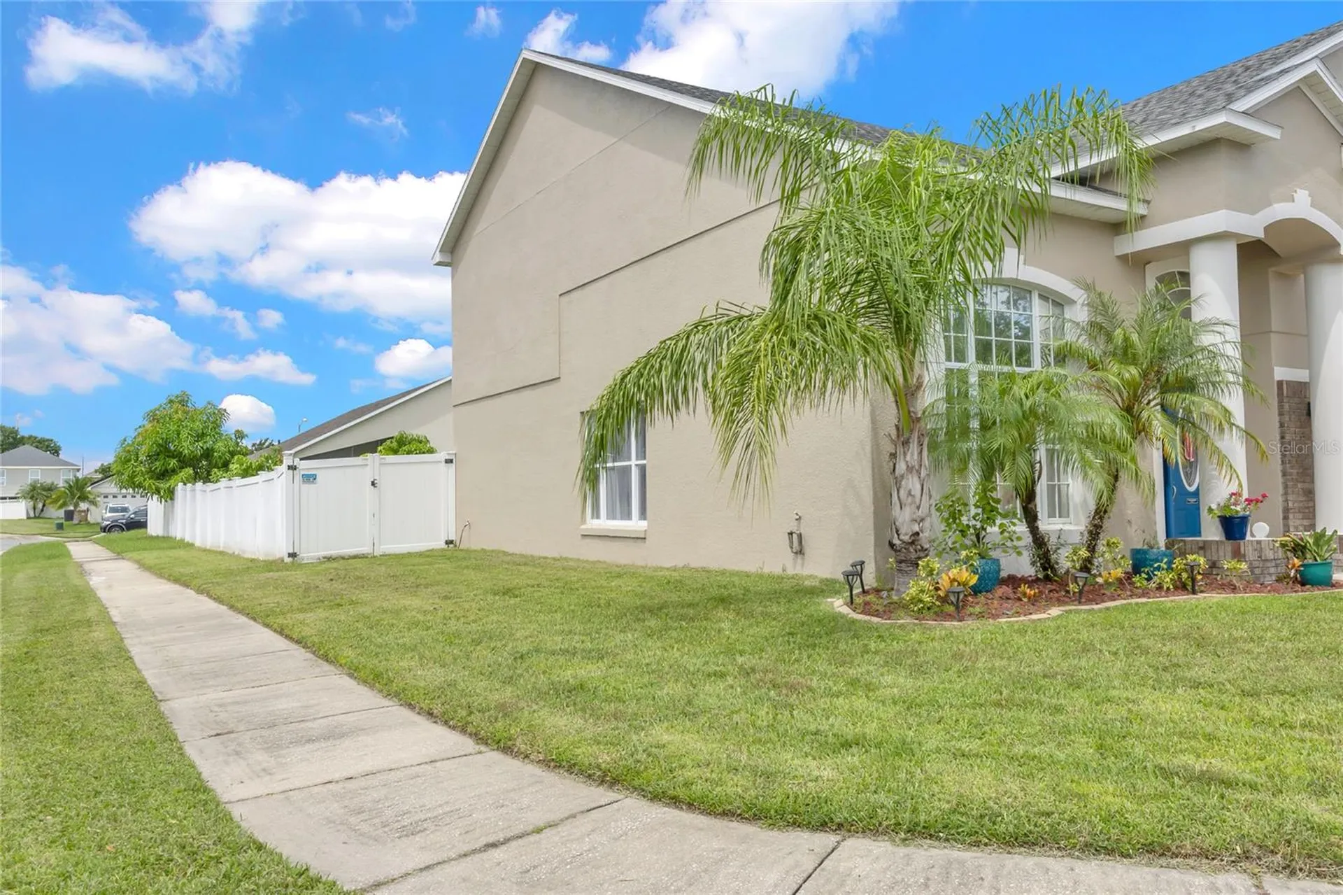 100 Thornbury Lane Kissimmee FL 34744