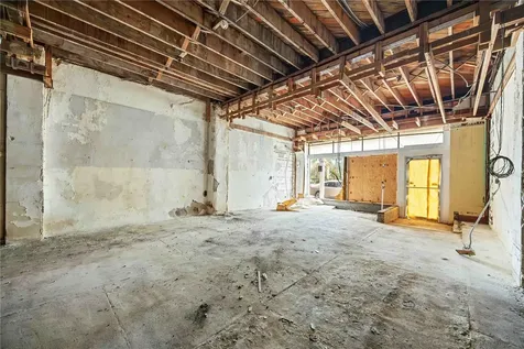 219 W Venice Avenue Venice FL 34285