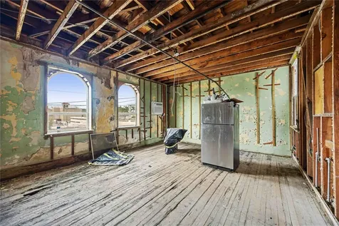 219 W Venice Avenue Venice FL 34285