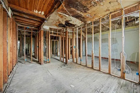 219 W Venice Avenue Venice FL 34285