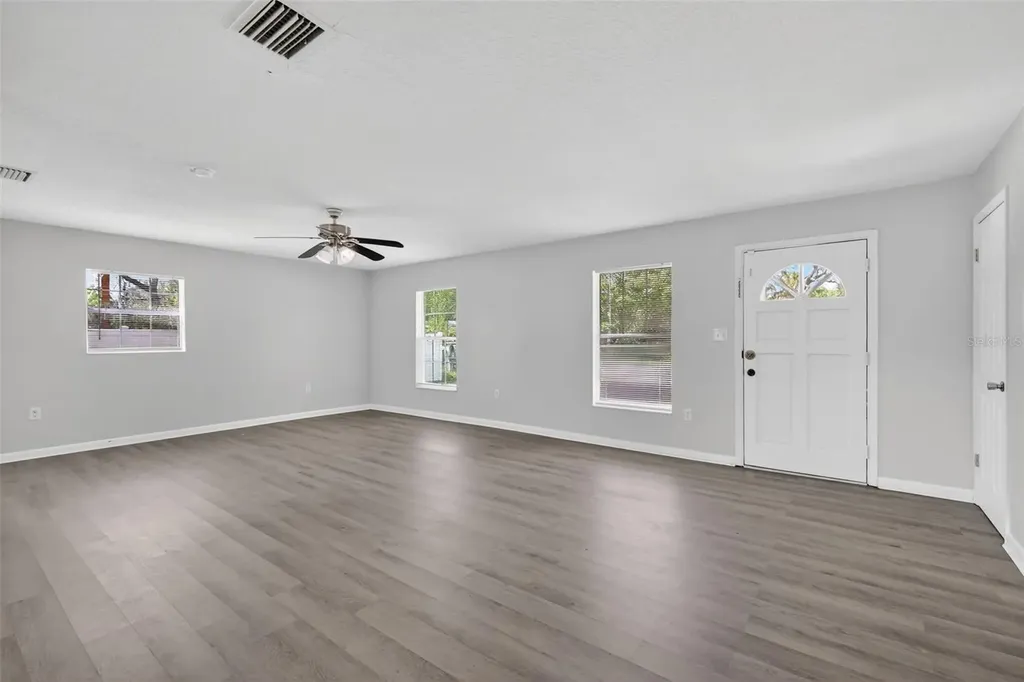 705 Mike Avenue Fruitland Park FL 34731