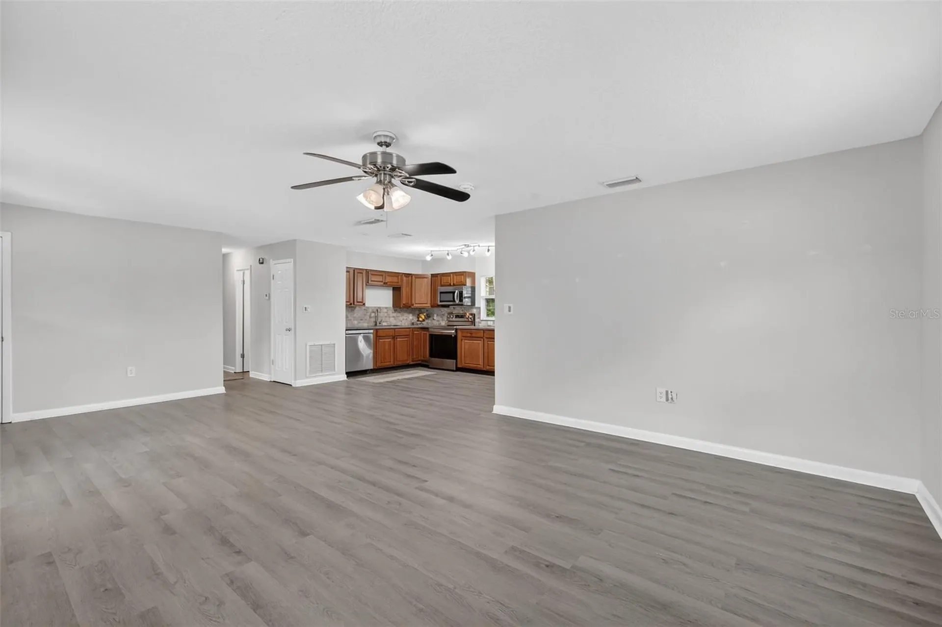 705 Mike Avenue Fruitland Park FL 34731