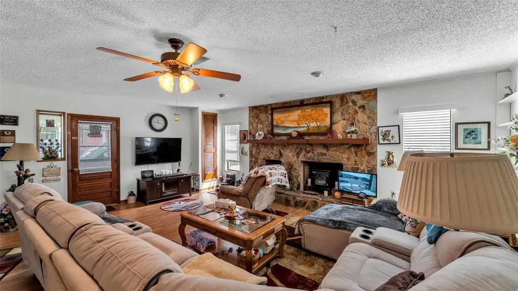 1301 Lanier Road Lakeland FL 33810