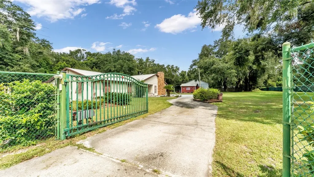 1301 Lanier Road Lakeland FL 33810