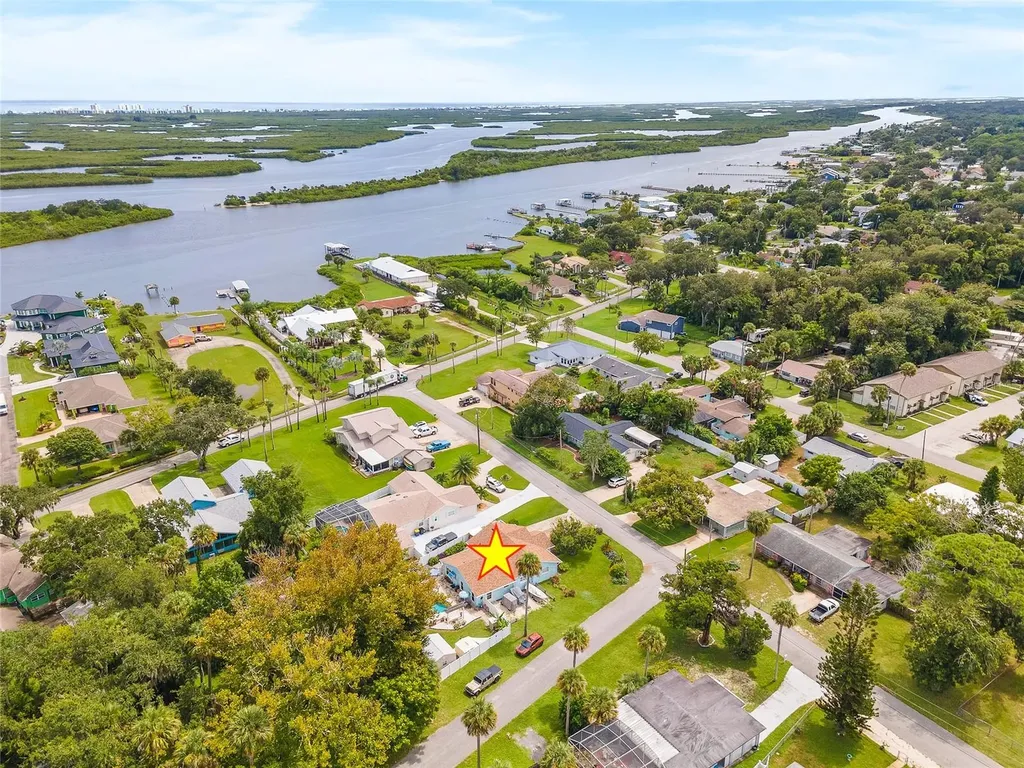 125 E Rhode Island Street Edgewater FL 32132