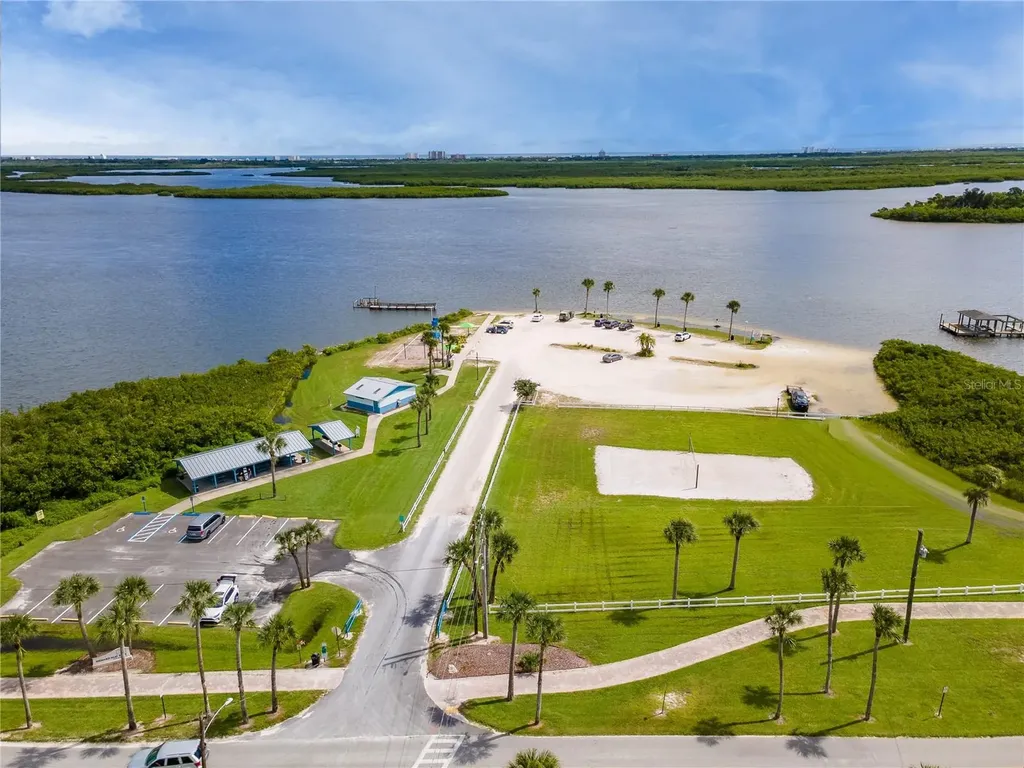 125 E Rhode Island Street Edgewater FL 32132