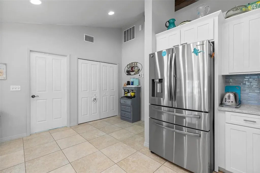 125 E Rhode Island Street Edgewater FL 32132