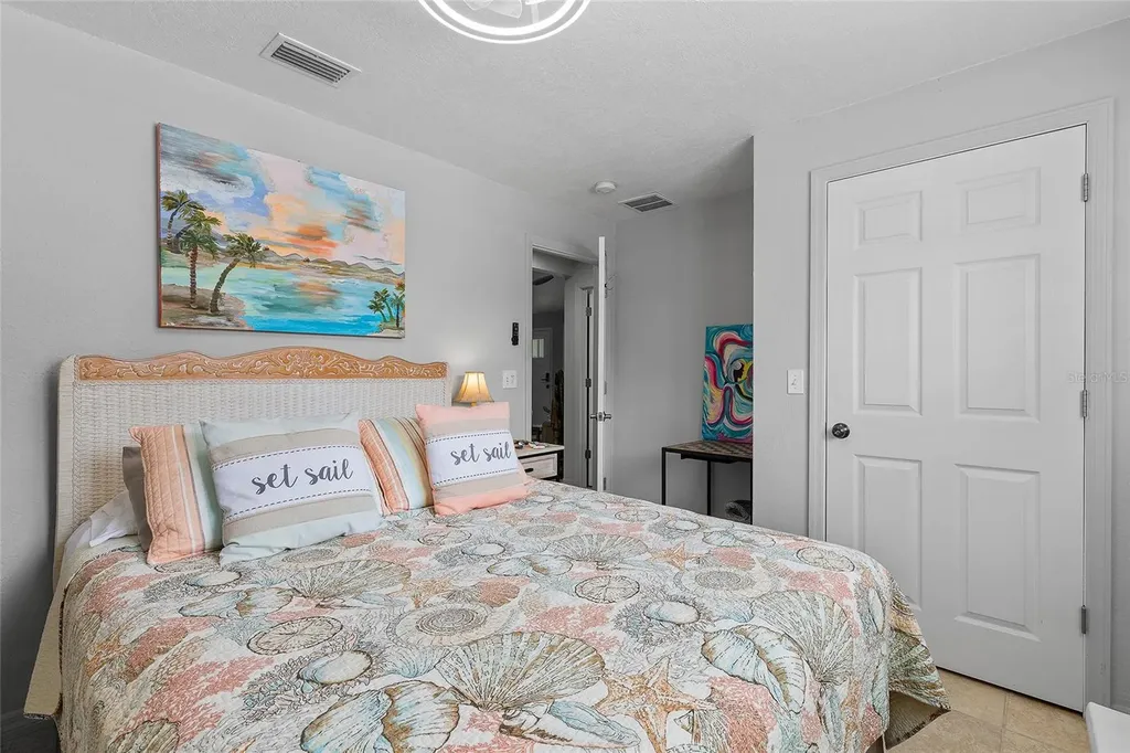 125 E Rhode Island Street Edgewater FL 32132