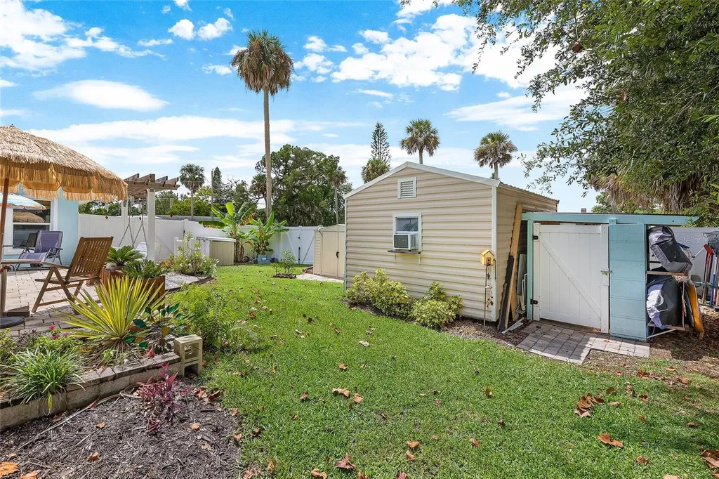 125 E Rhode Island Street Edgewater FL 32132