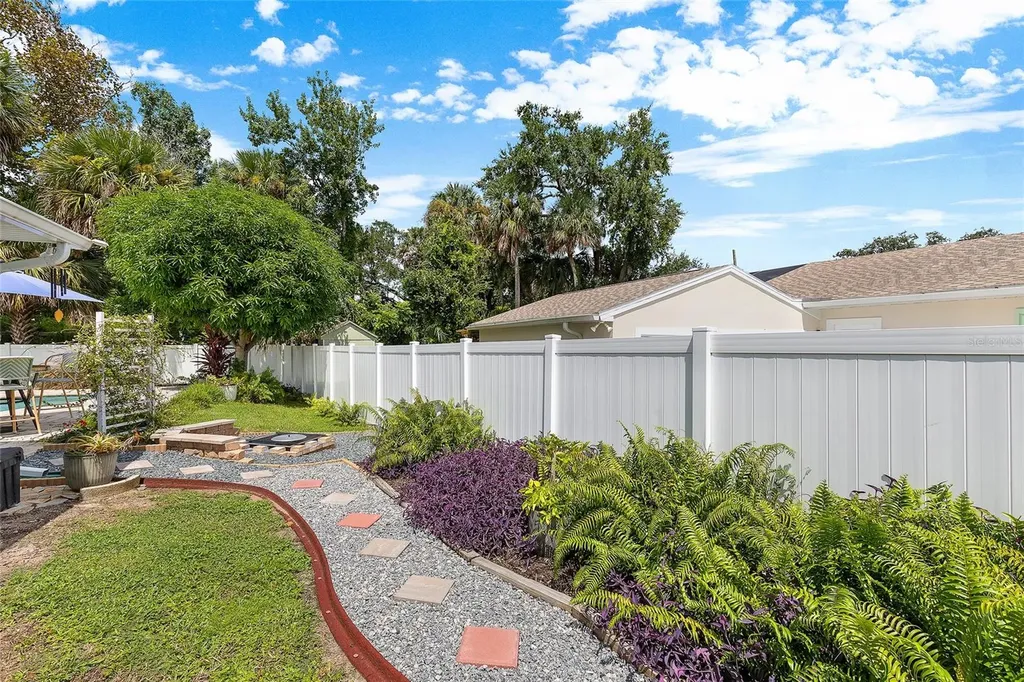 125 E Rhode Island Street Edgewater FL 32132