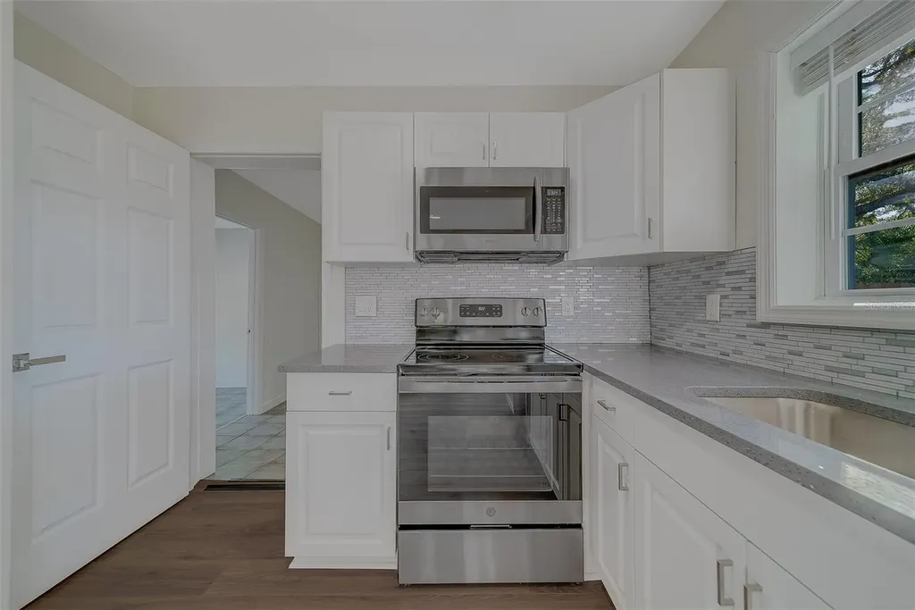 4418 W Prescott Street Tampa FL 33616