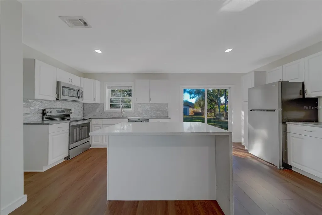 4418 W Prescott Street Tampa FL 33616