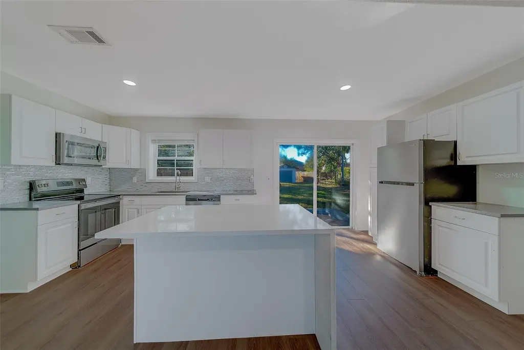 4418 W Prescott Street Tampa FL 33616