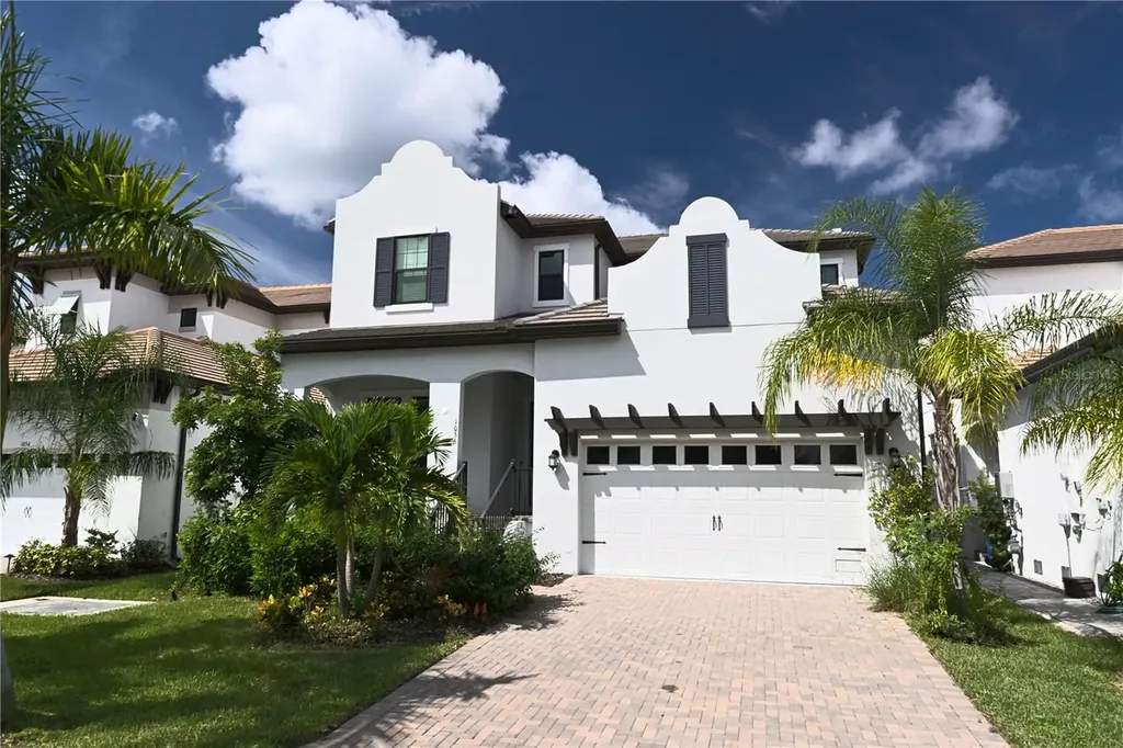 1056 Seagrape Drive Ruskin FL 33570