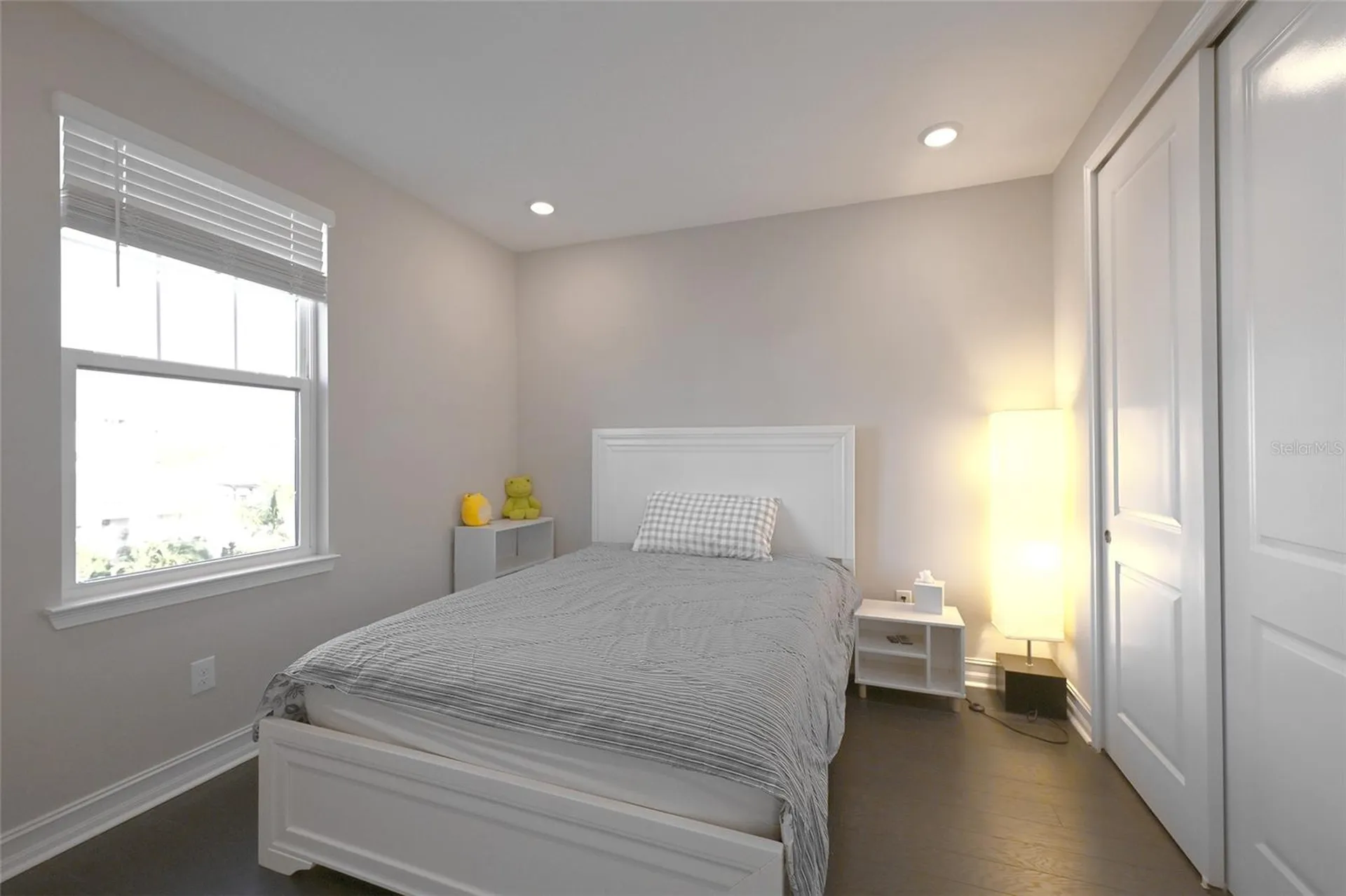 1056 Seagrape Drive Ruskin FL 33570