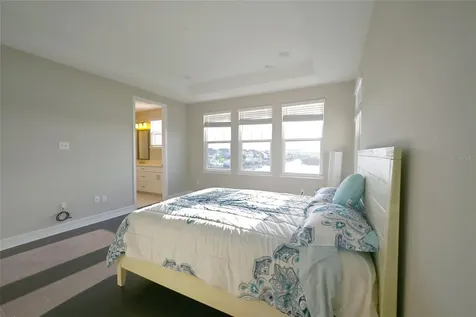 1056 Seagrape Drive Ruskin FL 33570