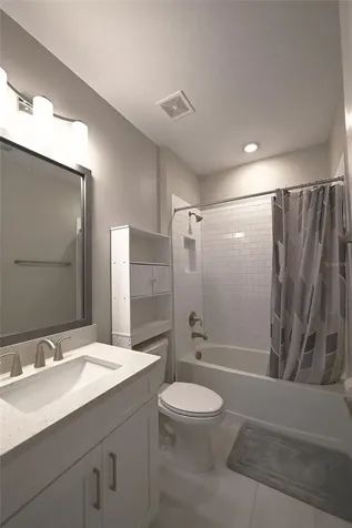 1056 Seagrape Drive Ruskin FL 33570