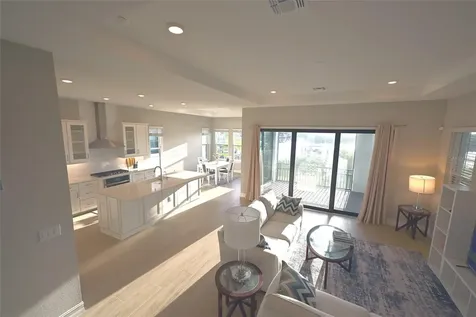 1056 Seagrape Drive Ruskin FL 33570