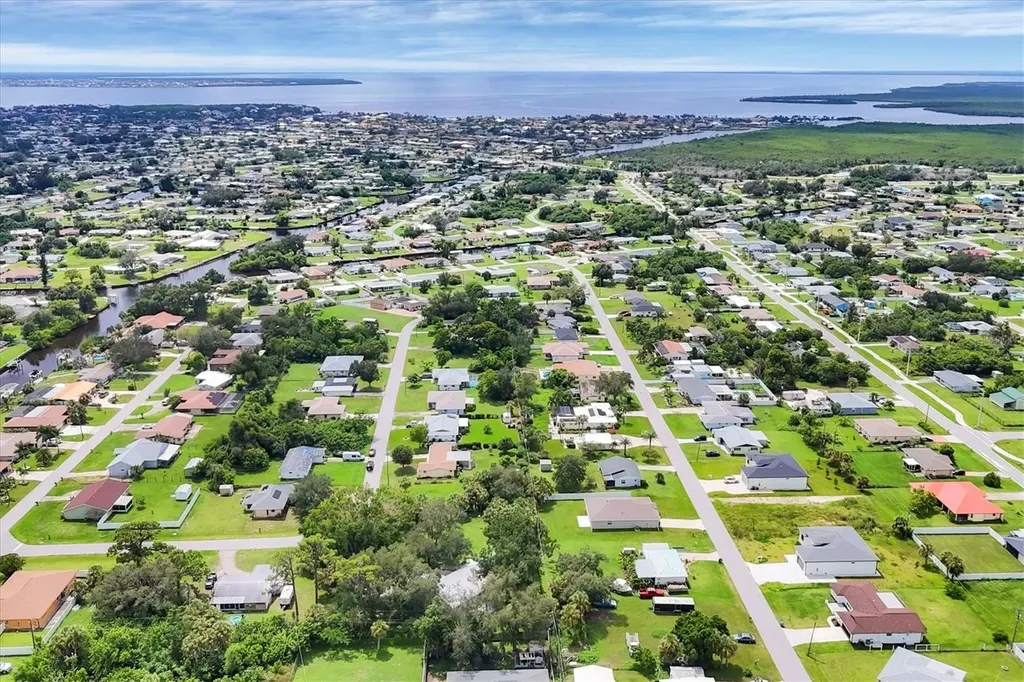 336 Timbruce Lane NW Port Charlotte FL 33952
