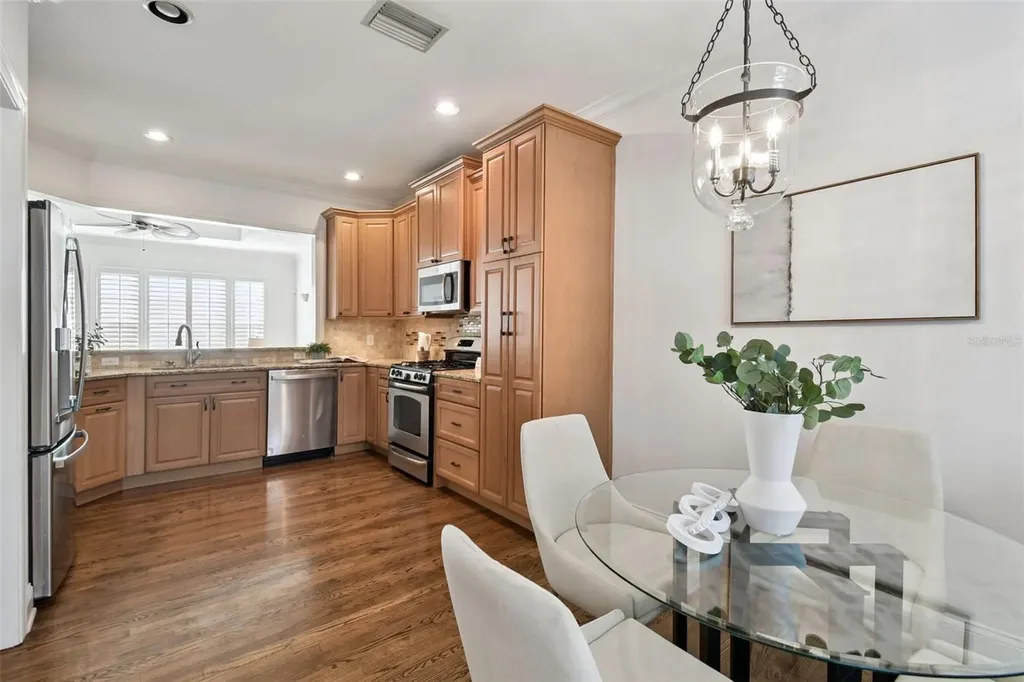 944 Harbour Bay Drive Tampa FL 33602