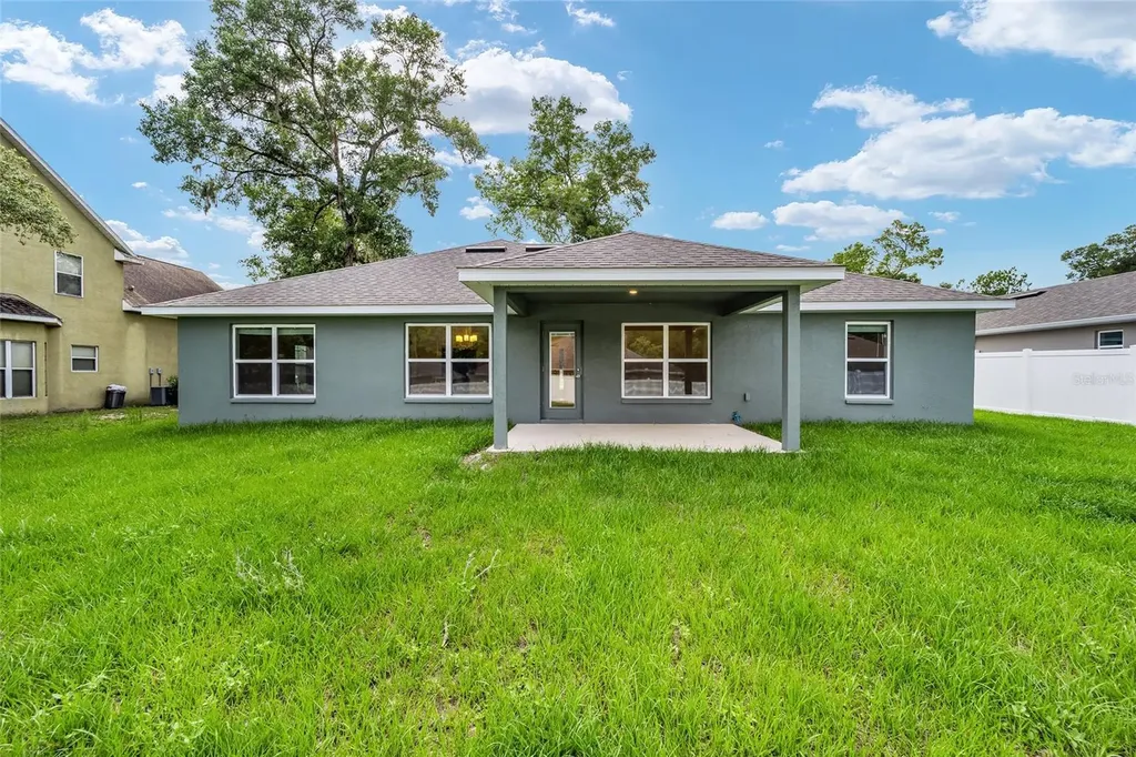 4099 NE 58th Circle Silver Springs FL 34488