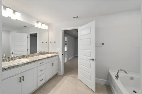 4099 NE 58th Circle Silver Springs FL 34488