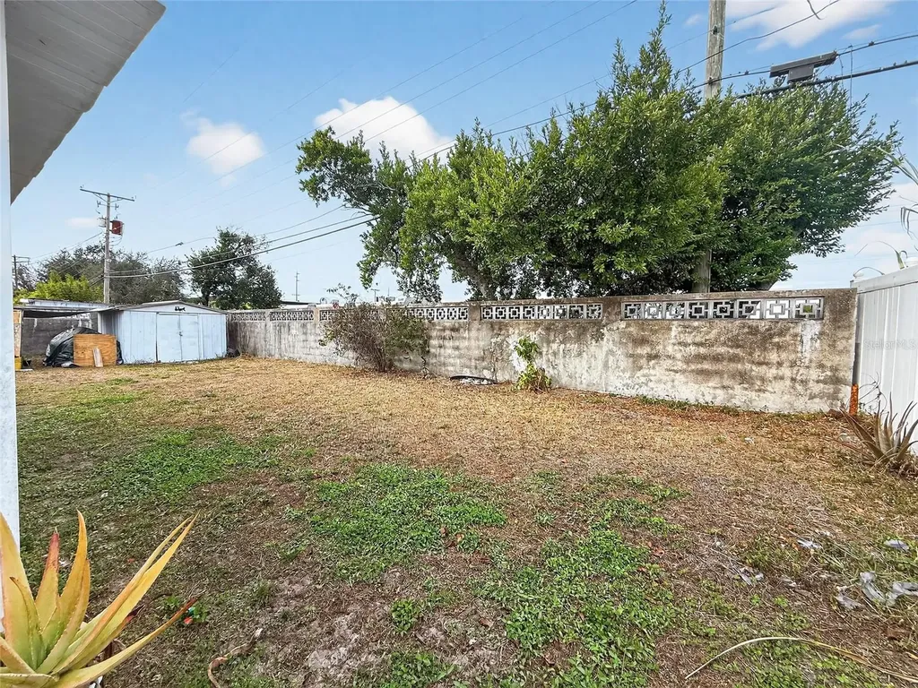 8009 Cornwall Lane Tampa FL 33615