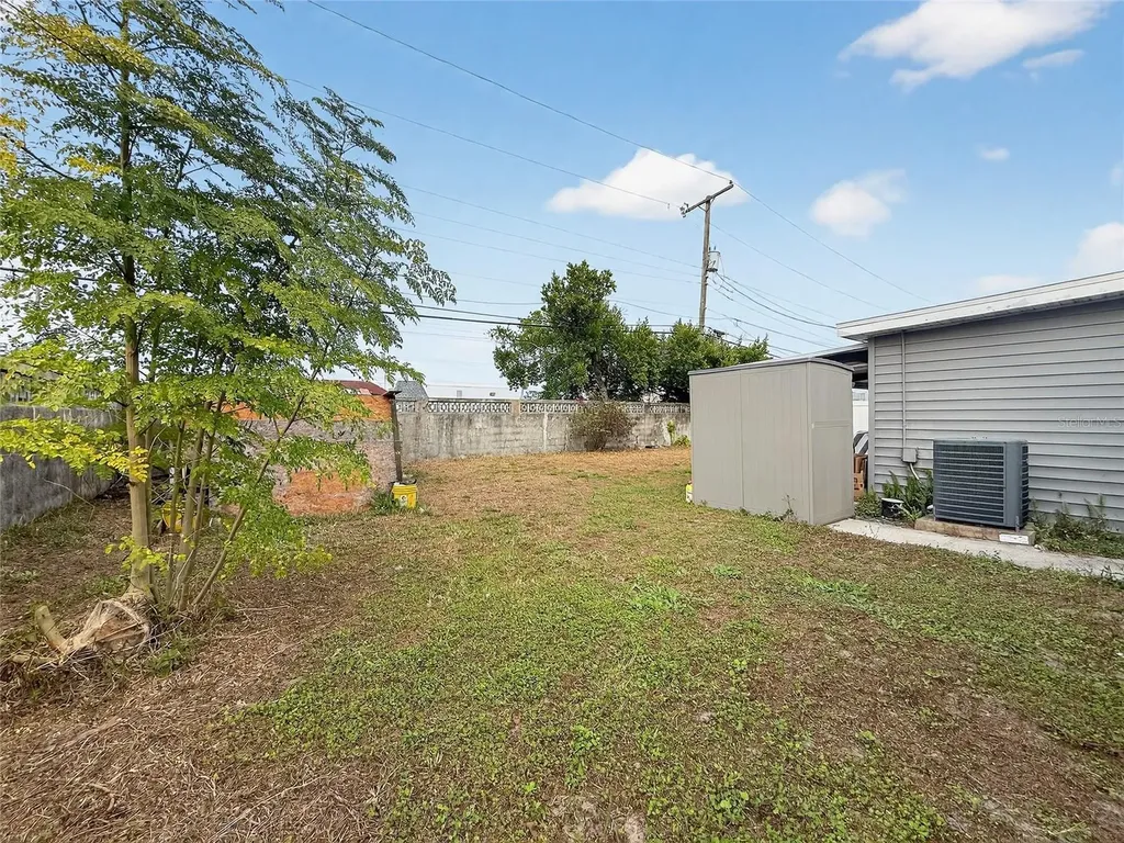 8009 Cornwall Lane Tampa FL 33615