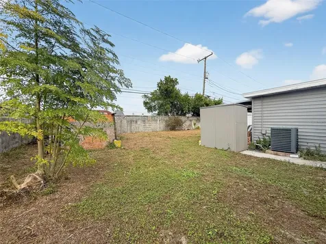 8009 Cornwall Lane Tampa FL 33615