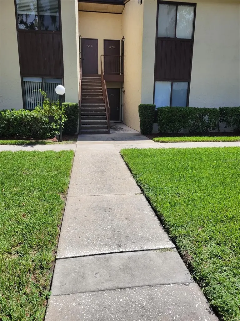 727 Midway Drive Ocala FL 34472