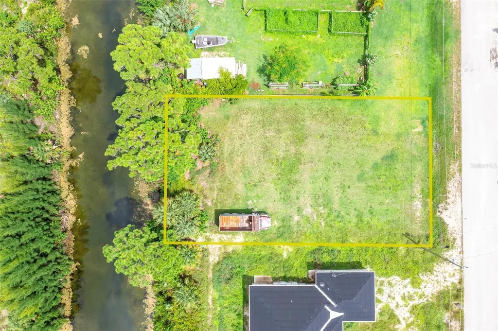 1623 NE 36th Lane Cape Coral FL 33909