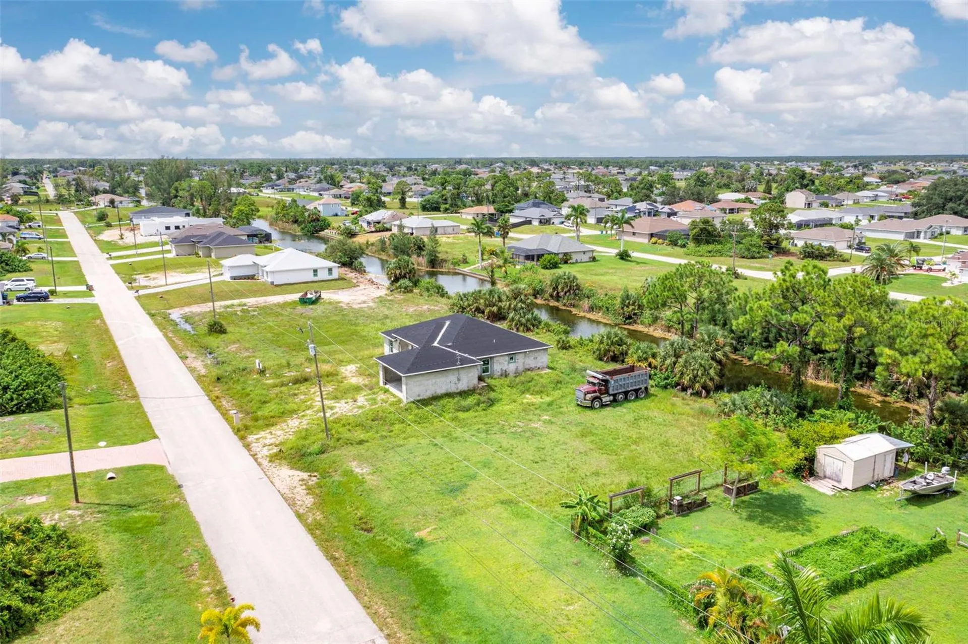 1623 NE 36th Lane Cape Coral FL 33909