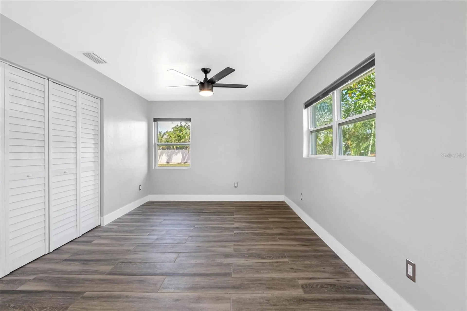 439 Capri Way NE St Petersburg FL 33704