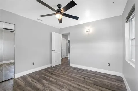 439 Capri Way NE St Petersburg FL 33704
