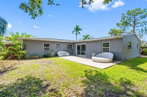 439 Capri Way NE St Petersburg FL 33704