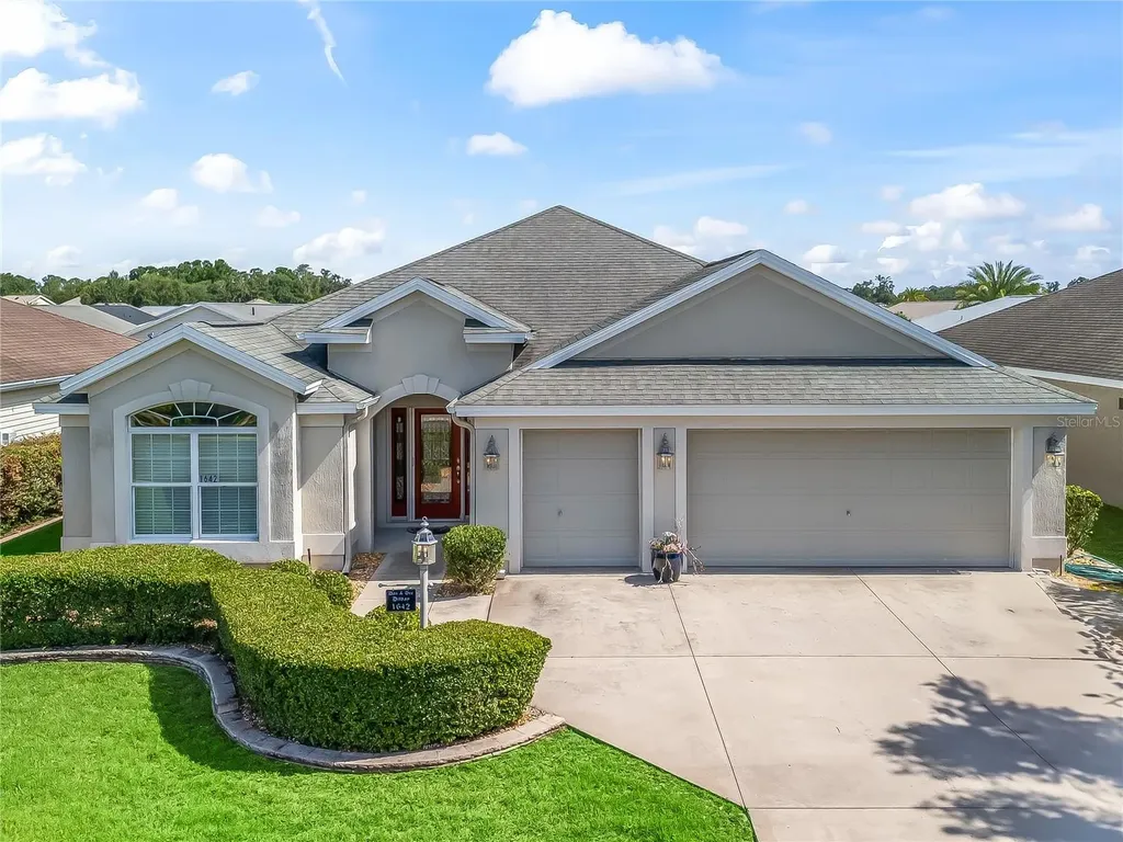 1642 Pennecamp Drive The Villages FL 32162
