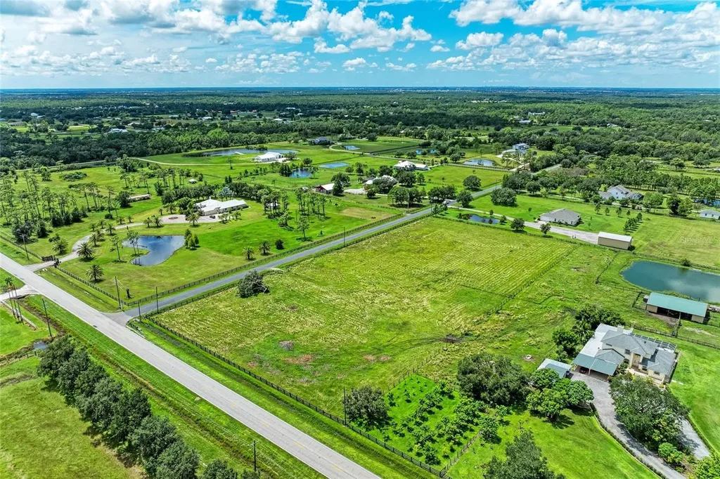 23221 63rd Avenue E Bradenton FL 34211
