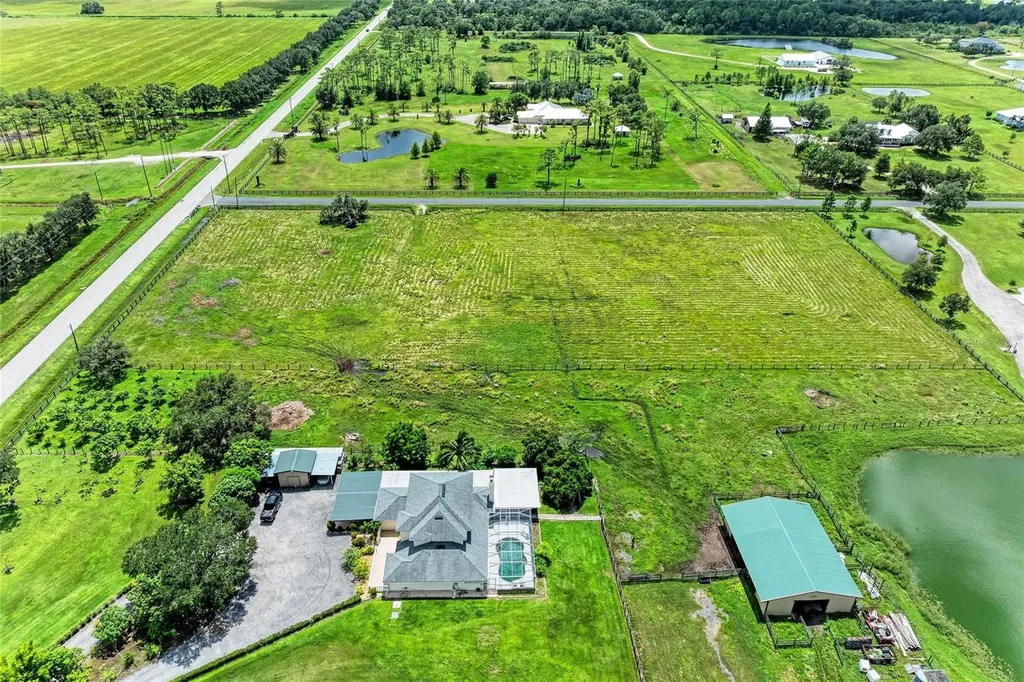23221 63rd Avenue E Bradenton FL 34211