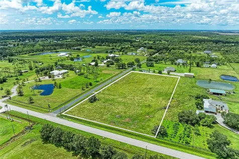 23221 63rd Avenue E Bradenton FL 34211